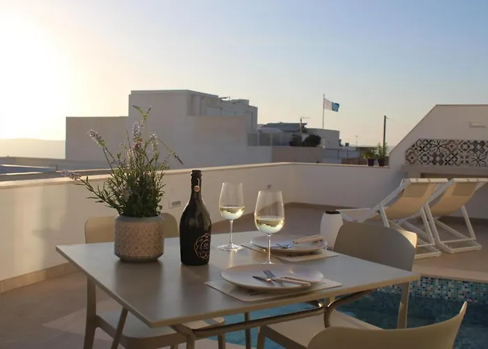 8 North By Petit Chic * Mellieħa