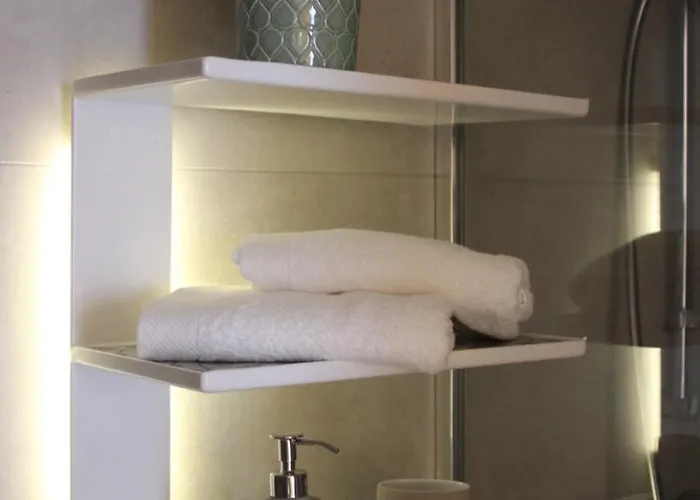 8 North By Petit Chic * Mellieħa