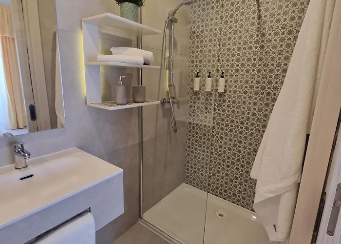 8 North By Petit Chic * Mellieħa