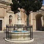 8 North By Petit Chic * Mellieħa