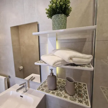 8 North By Petit Chic Mellieħa