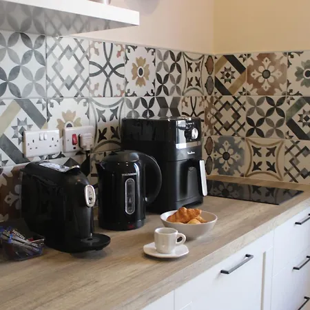 8 North By Petit Chic Mellieħa