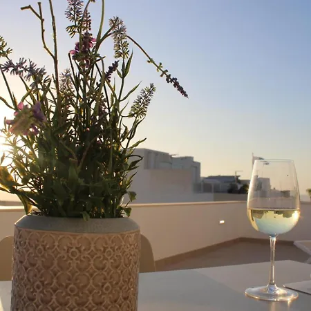 Apartment 8 North By Petit Chic Mellieha