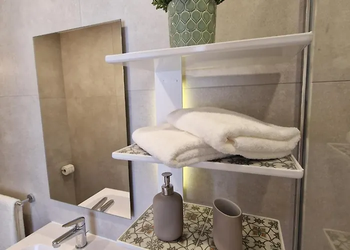 8 North By Petit Chic Mellieħa